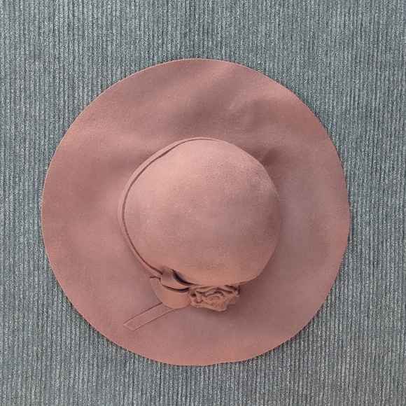 Cost Plus World Market Wool Felt Floppy Hat With Flower On Hatband - Picture 10 of 16